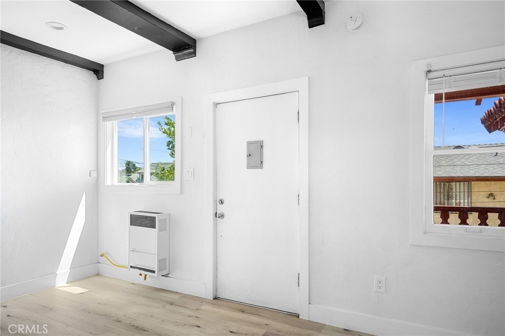 1643 S Catalina Street - Photo 3