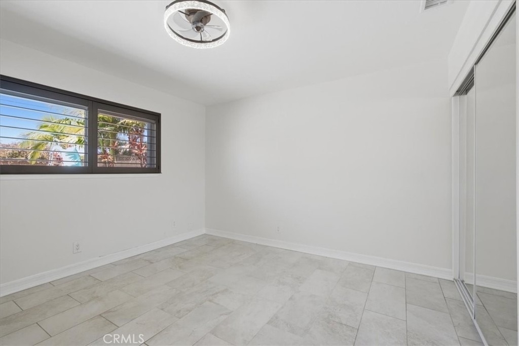 23161 Tulip - Photo 18