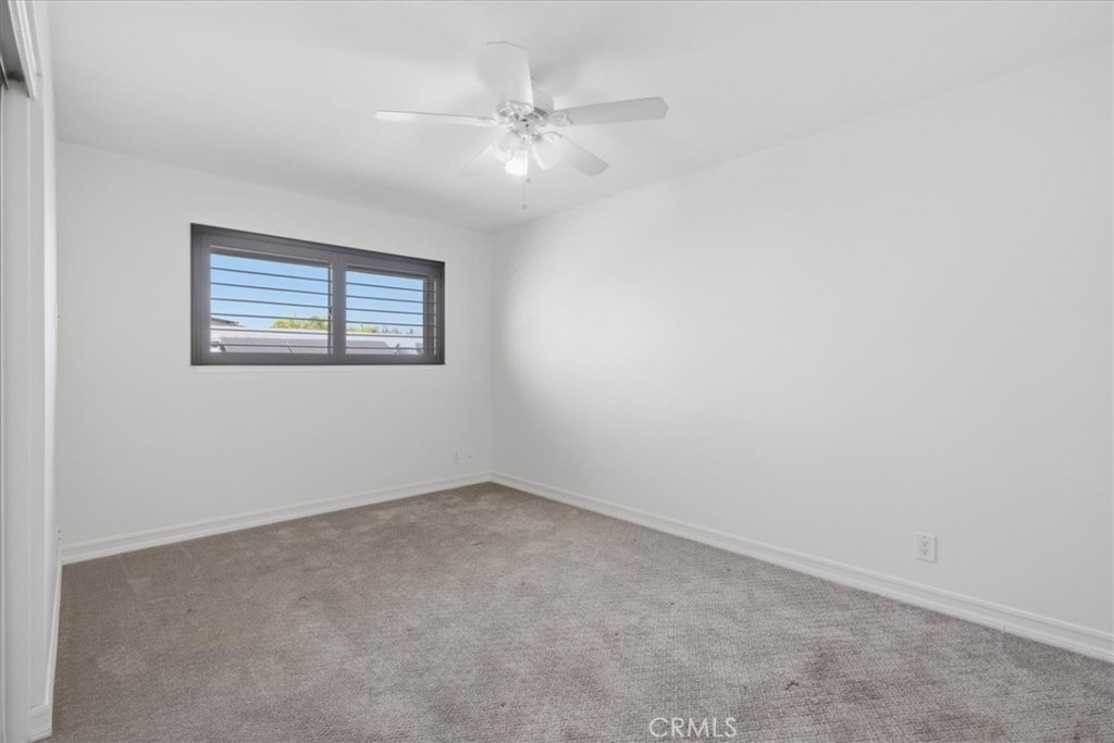 23161 Tulip - Photo 15