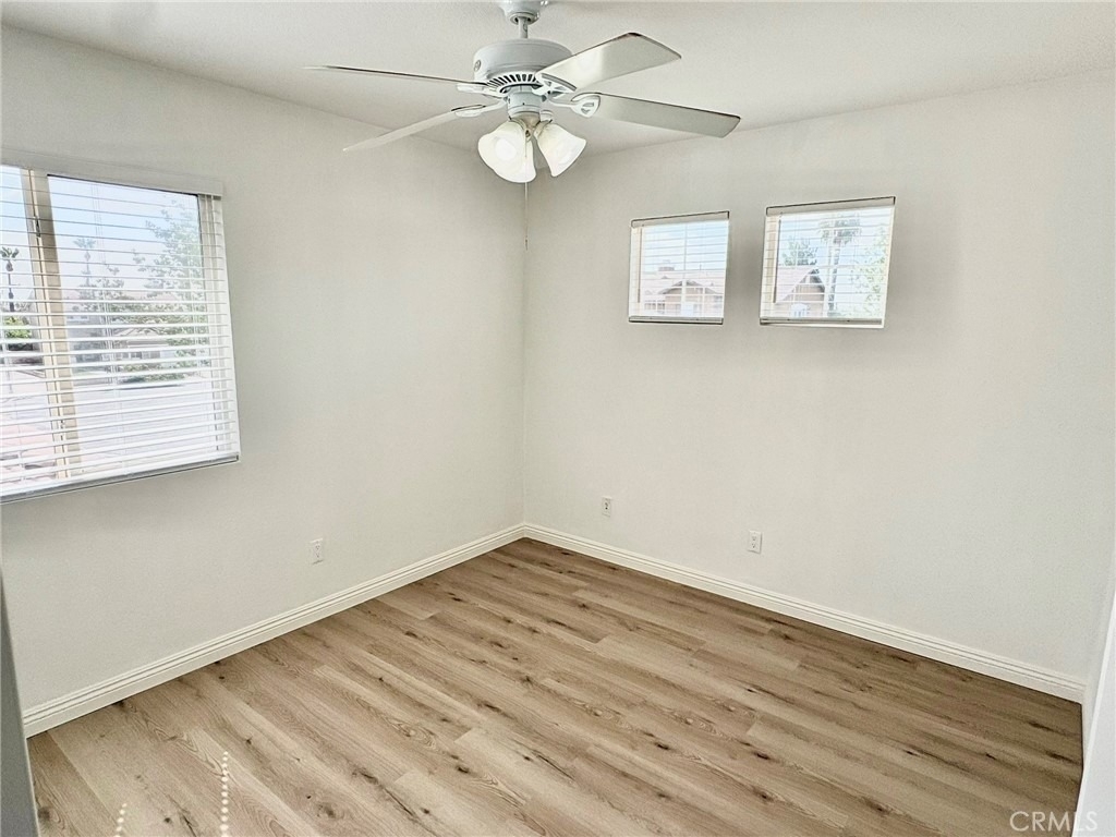 12240 Knightsbridge - Photo 14