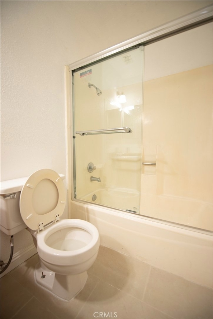 1439 N Elderberry Avenue - Photo 27