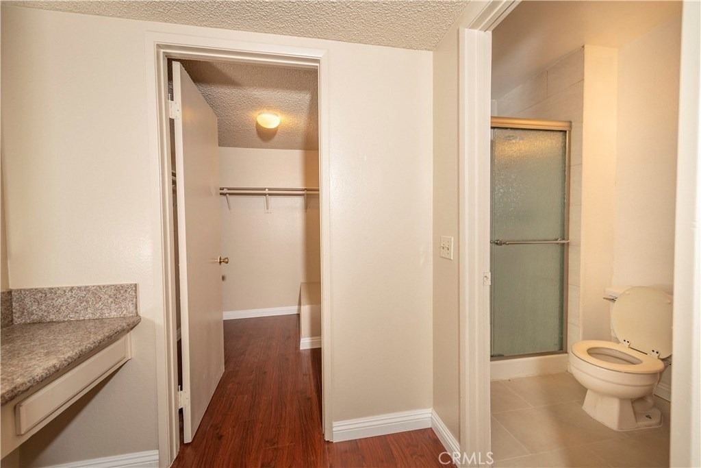 1439 N Elderberry Avenue - Photo 25