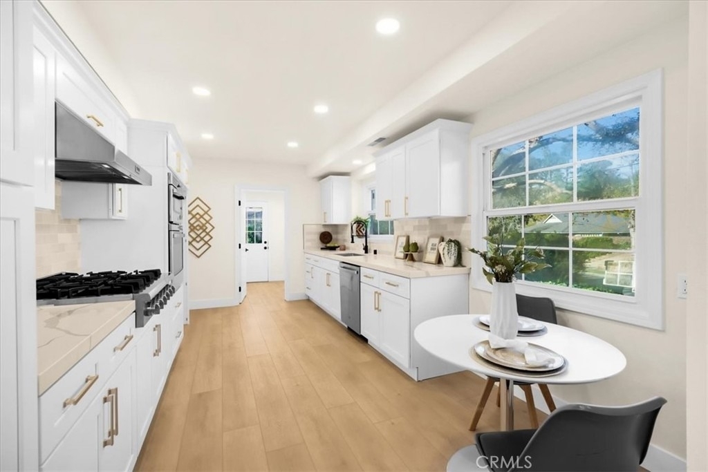 2020 Oak Valley - Photo 9