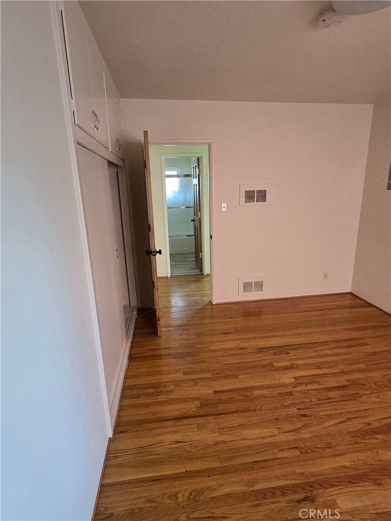 502 Cypress Avenue - Photo 5