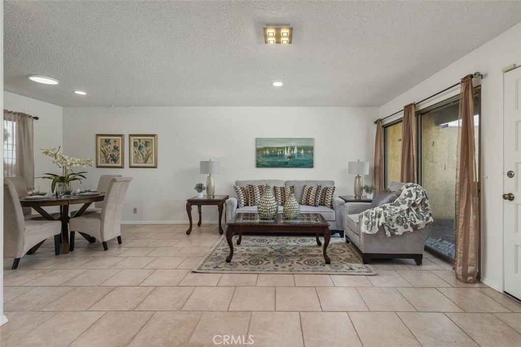 1130 W Huntington Drive - Photo 7