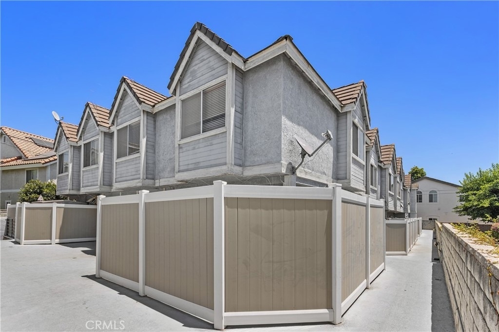 1522 S Baldwin Avenue - Photo 5
