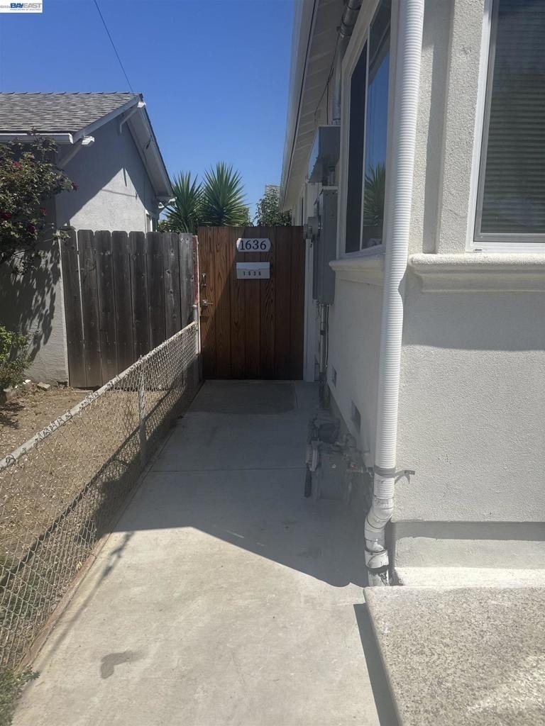 1632 Wayne Ave - Photo 1