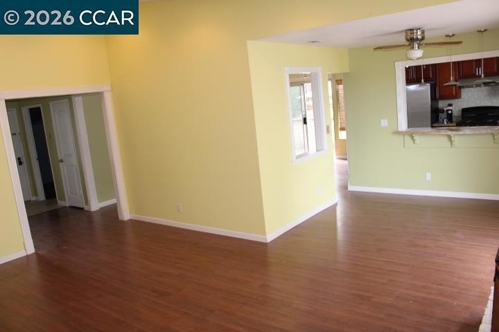 190 Iris Rd - Photo 4