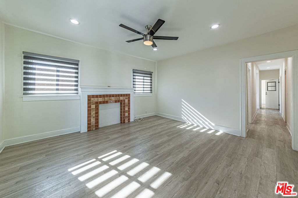 801 N Alexandria Avenue - Photo 4