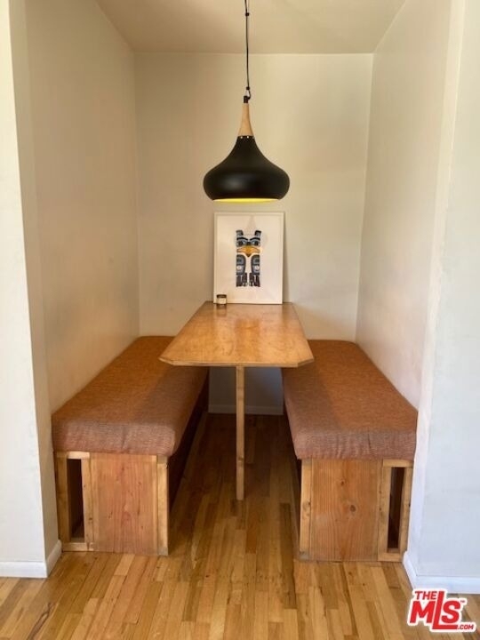 149 S Hayworth Avenue - Photo 5