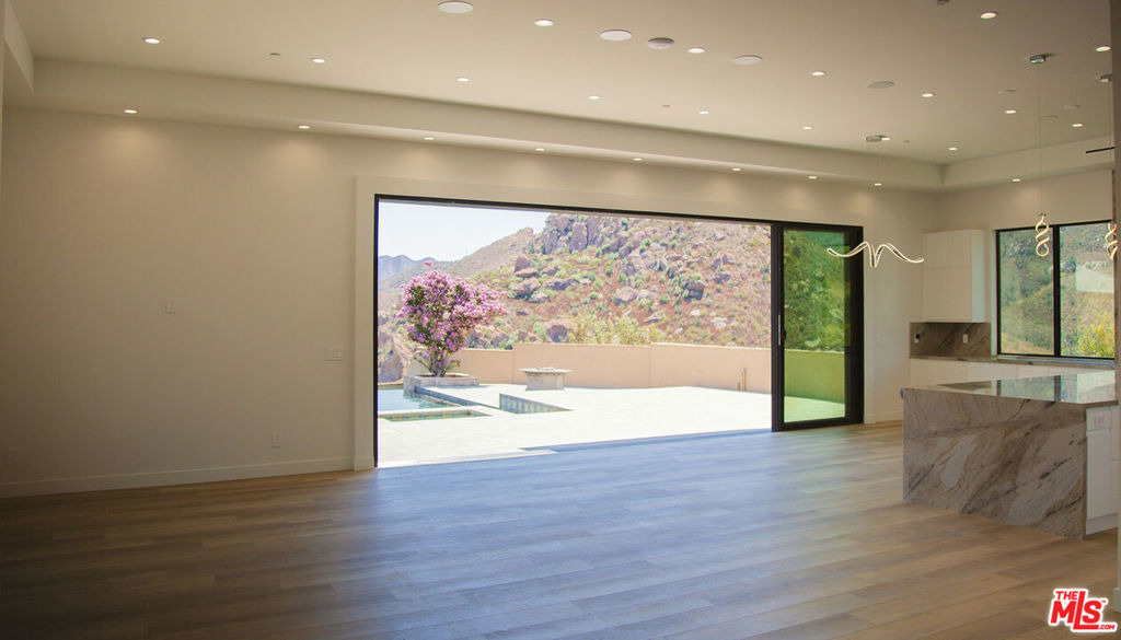 1700 Cadenhorn Drive - Photo 5