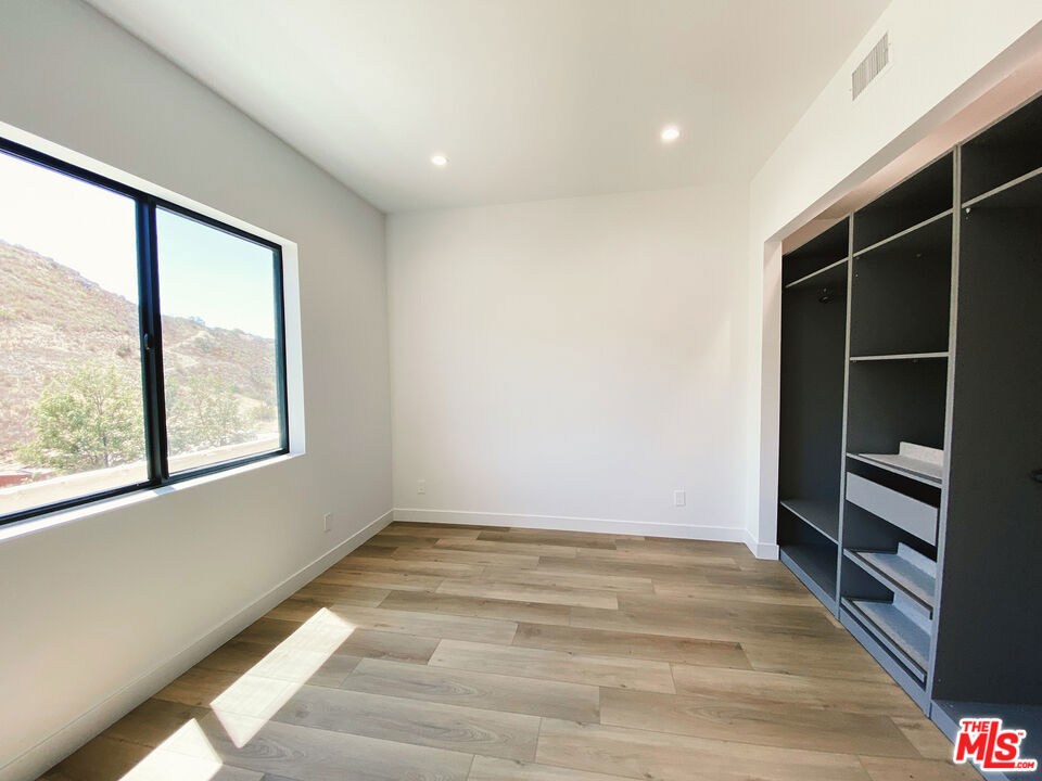 1700 Cadenhorn Drive - Photo 23