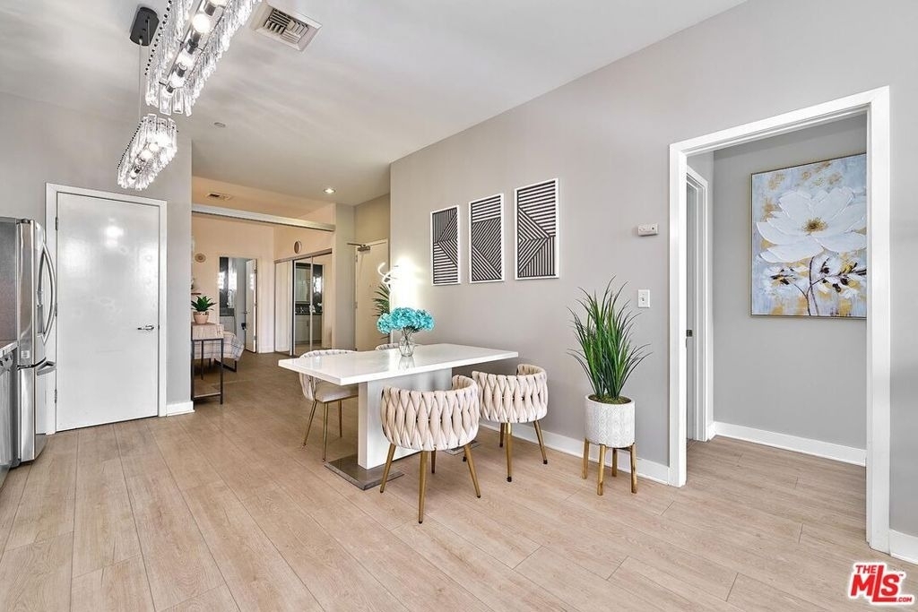 3810 Wilshire Boulevard - Photo 5