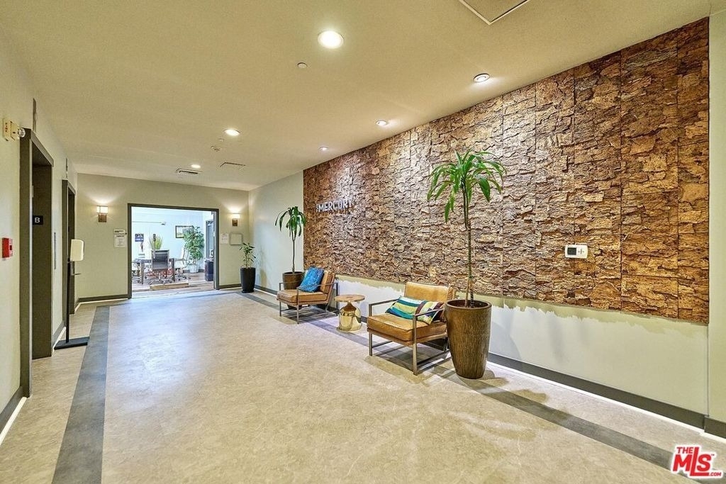 3810 Wilshire Boulevard - Photo 30