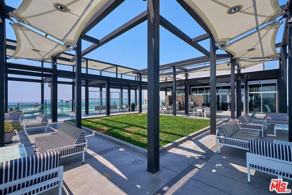 3810 Wilshire Boulevard - Photo 33
