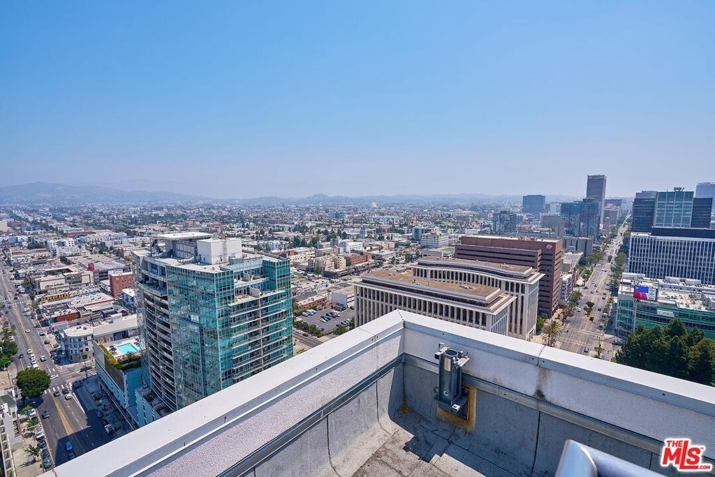 3810 Wilshire Boulevard - Photo 34