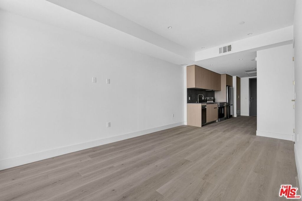 1808 Lincoln Boulevard - Photo 7