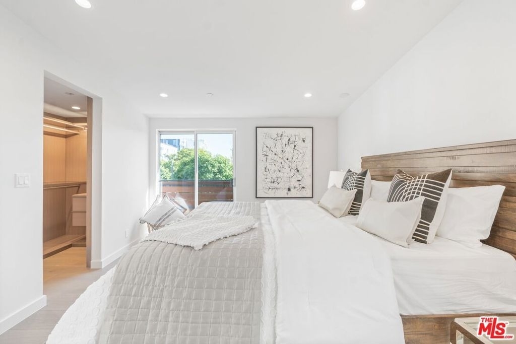 7150 Willoughby Avenue - Photo 25