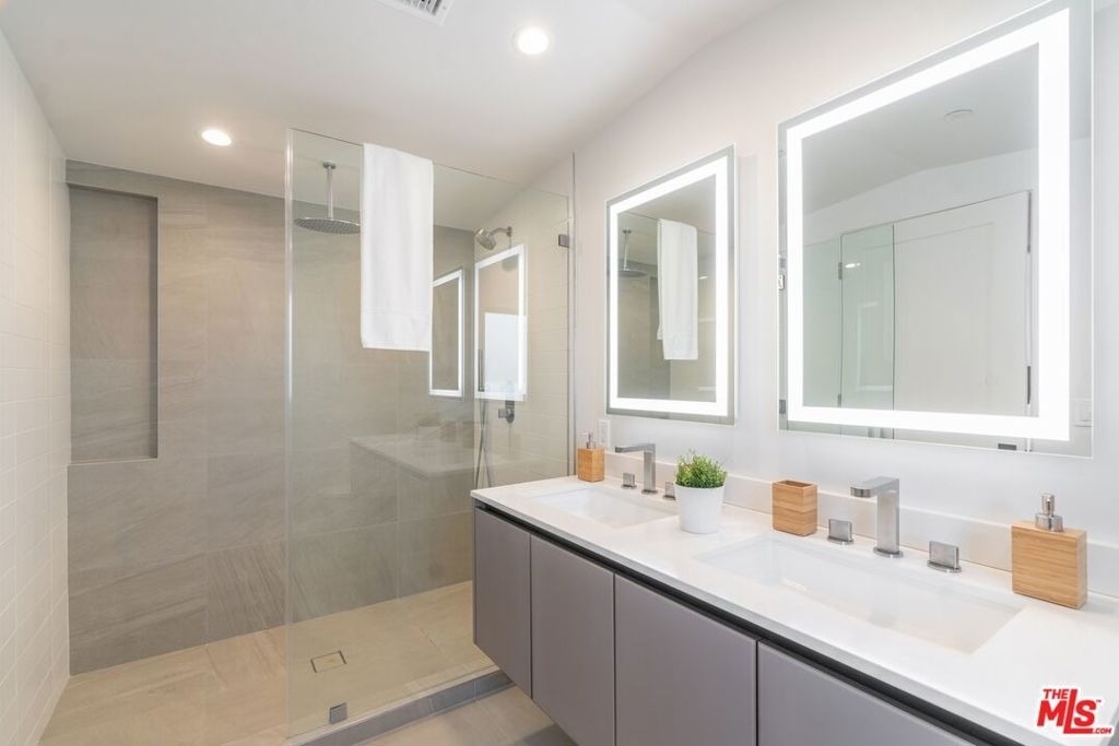 7150 Willoughby Avenue - Photo 28