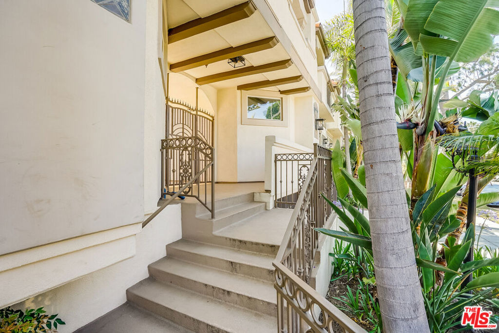 4520 Fulton Avenue - Photo 29
