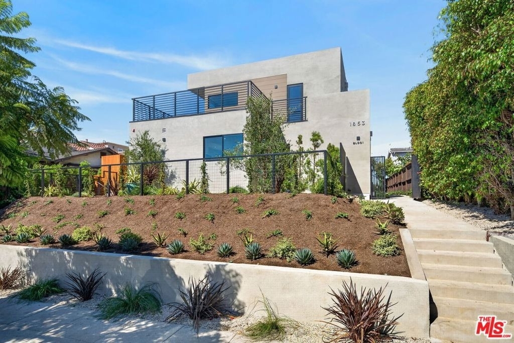1853 12th Street - Photo 1