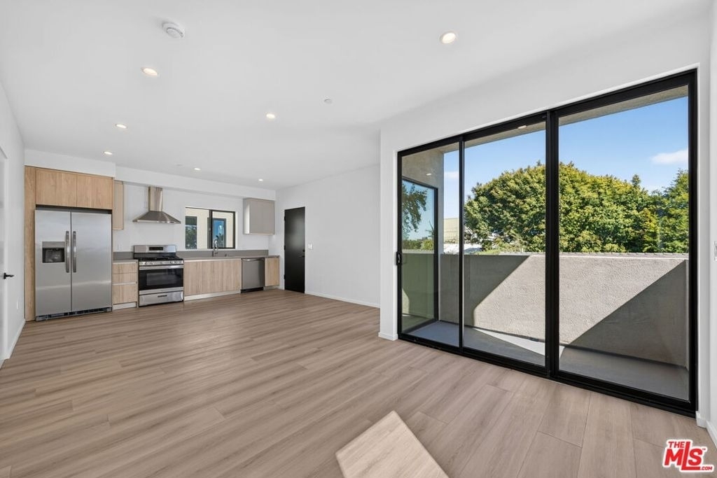 1853 12th Street - Photo 4