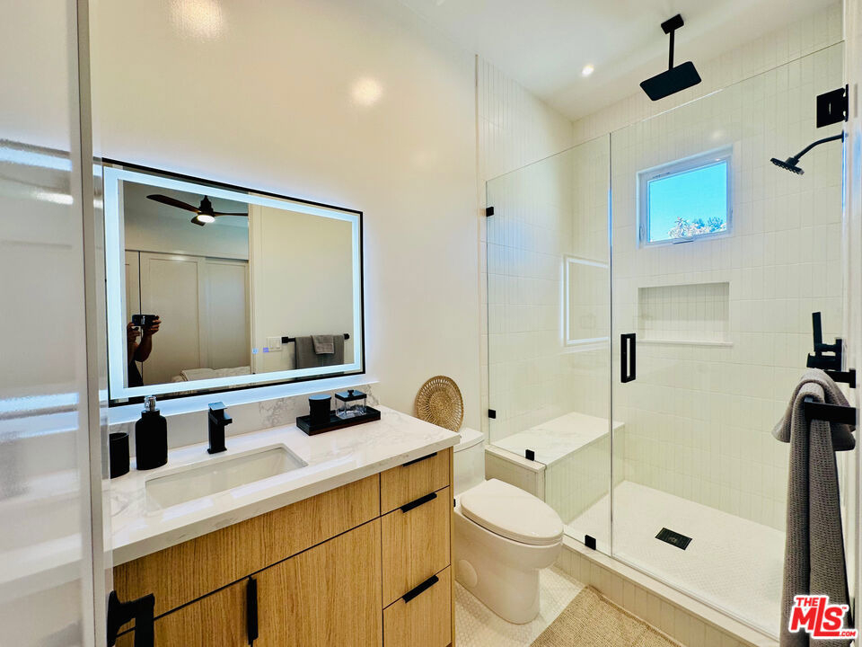948 E 67th Street - Photo 46
