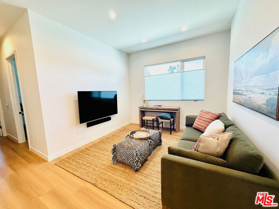948 E 67th Street - Photo 39