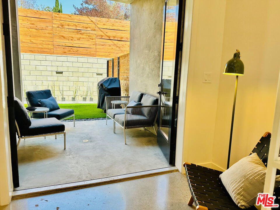 948 E 67th Street - Photo 53