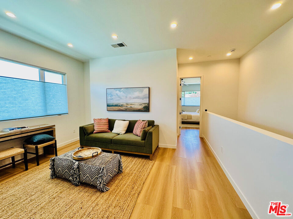 948 E 67th Street - Photo 42