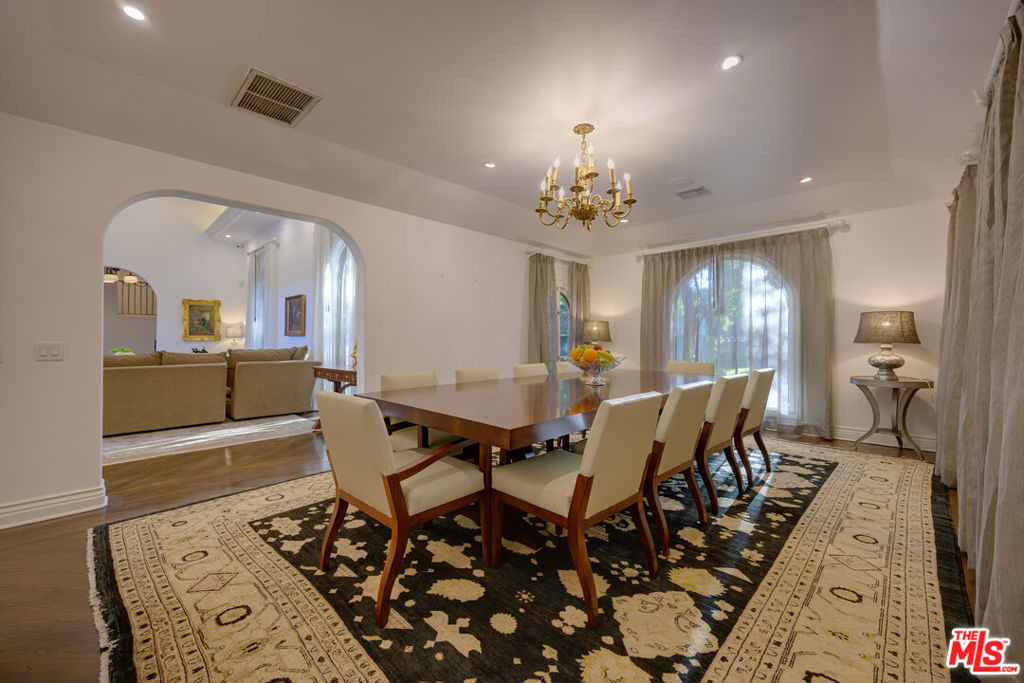 616 N Maple Drive - Photo 10