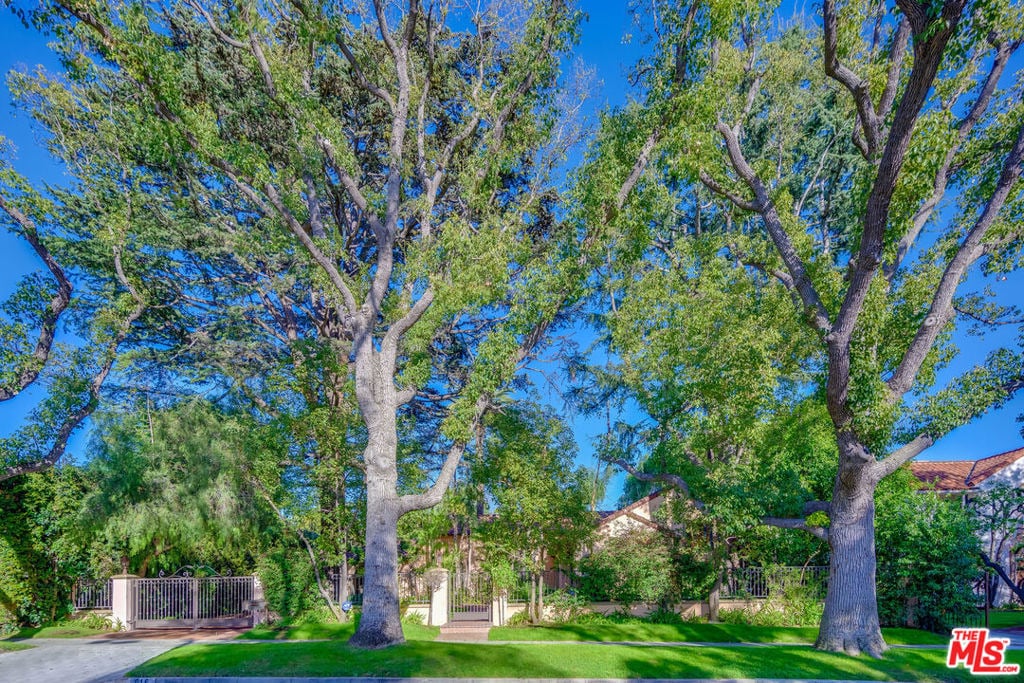616 N Maple Drive - Photo 23