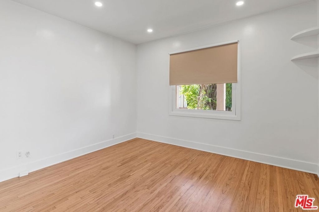 2128 Camden Avenue - Photo 21