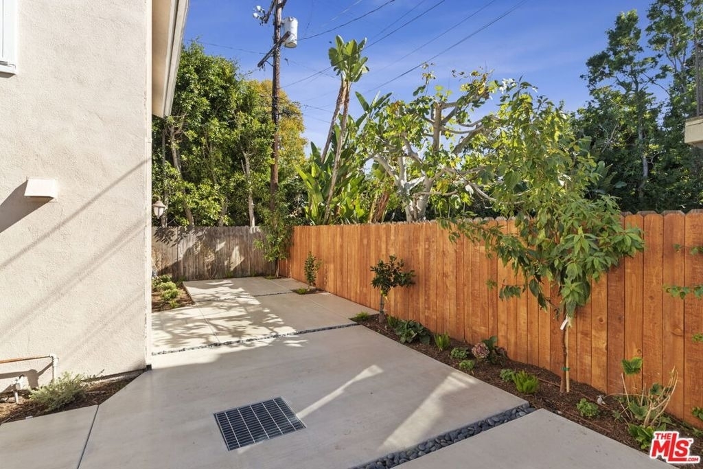 2128 Camden Avenue - Photo 26
