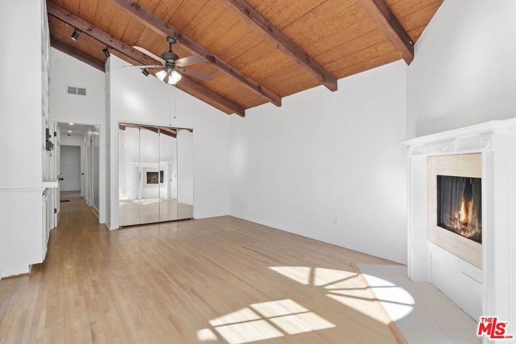 2128 Camden Avenue - Photo 11
