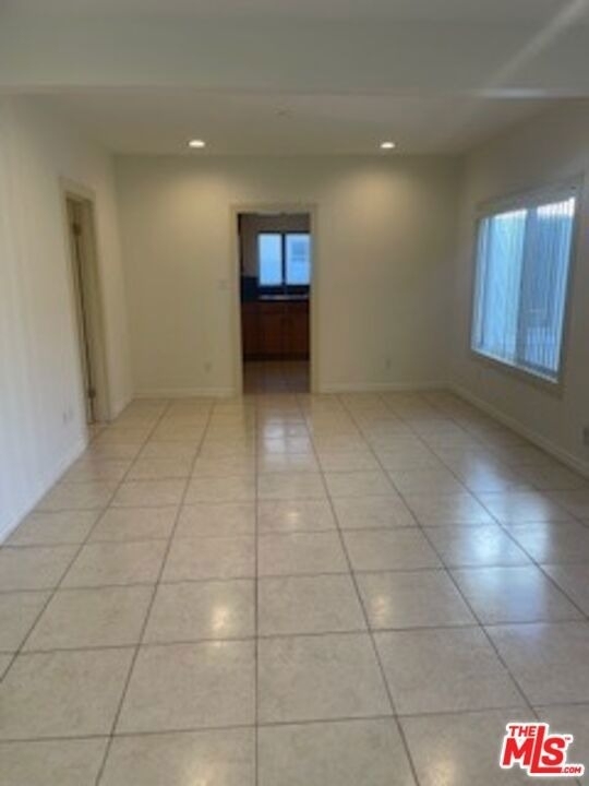 2311 Malcolm Avenue - Photo 4