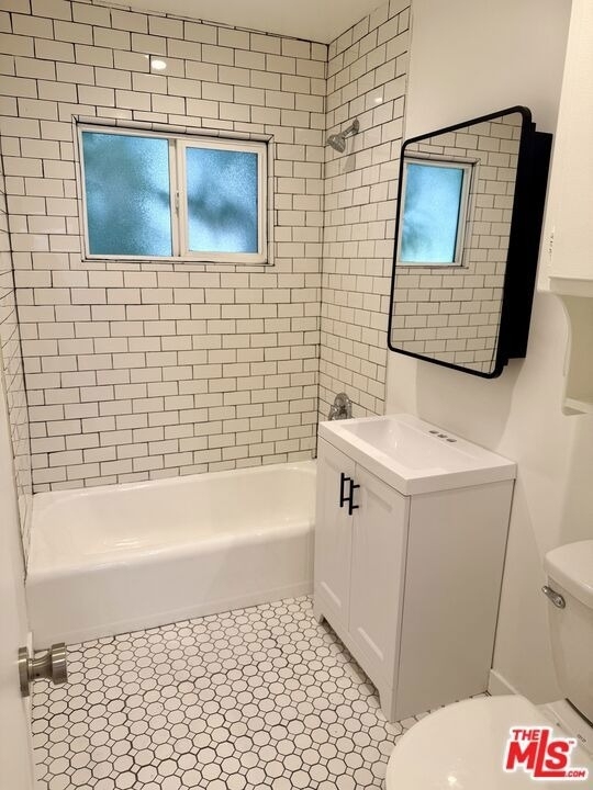 1143 N Formosa - Photo 6