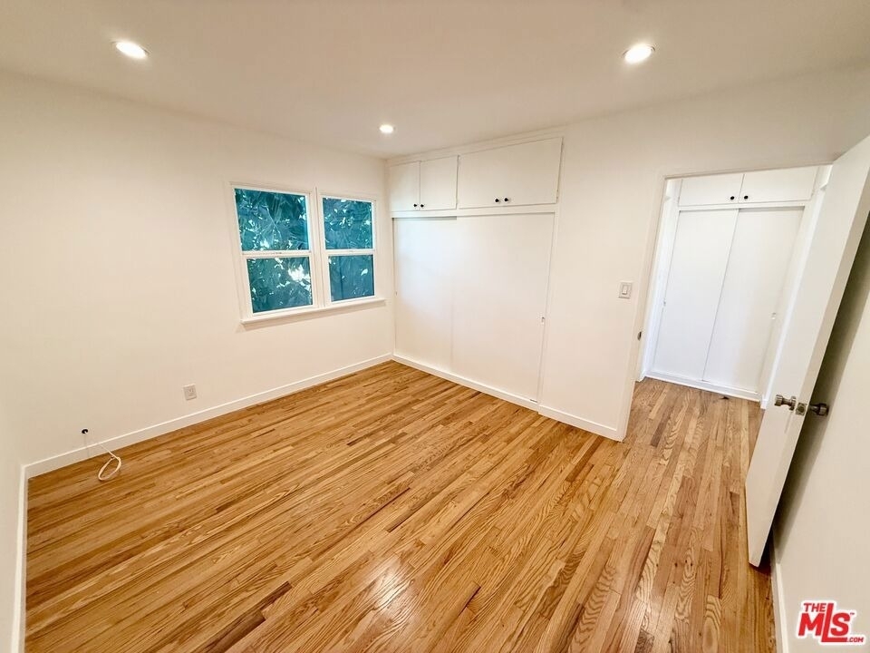 1143 N Formosa - Photo 7