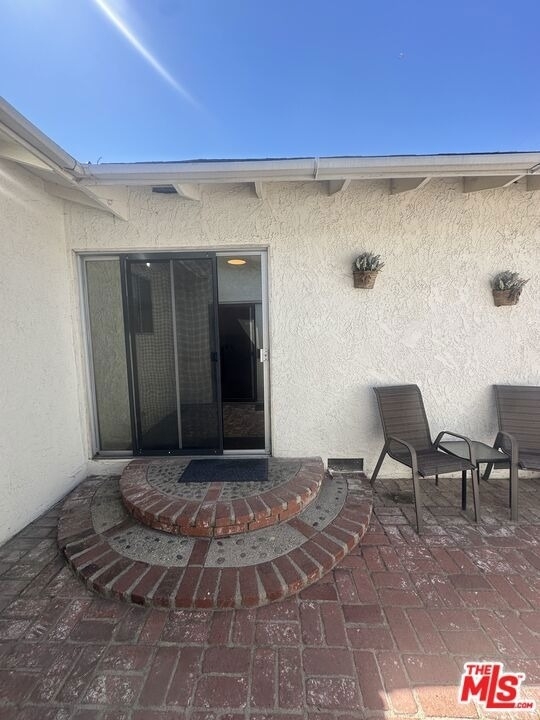 7359 Amestoy Avenue - Photo 14