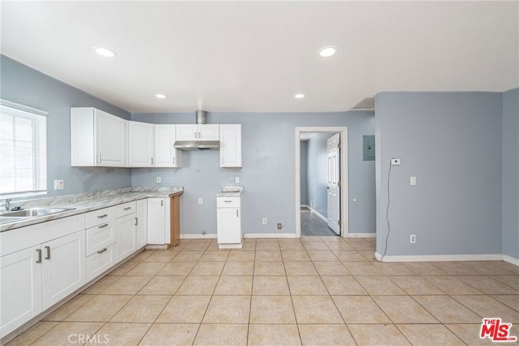 312 E 92nd Street - Photo 3
