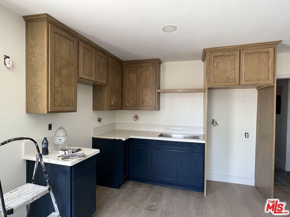 1336 W 37th Drive - Photo 2
