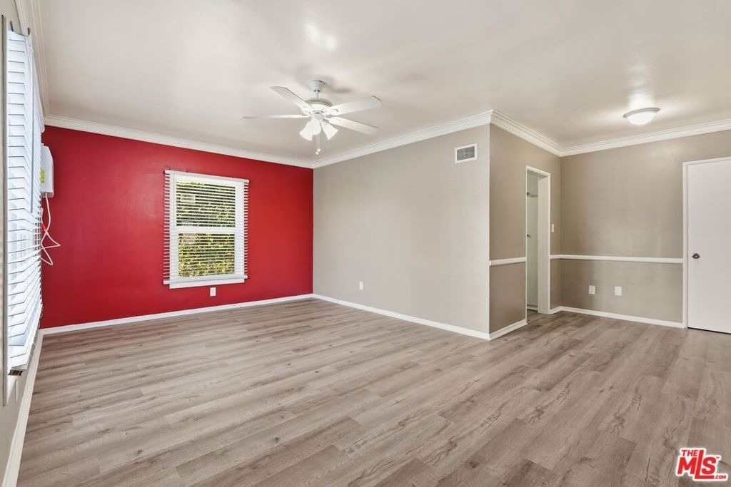 1818 N Kingsley Drive - Photo 1