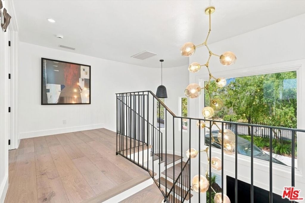 1027 Ravoli Drive - Photo 25