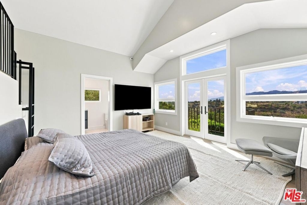 1027 Ravoli Drive - Photo 46