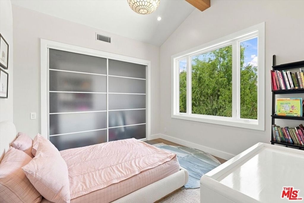 1027 Ravoli Drive - Photo 32