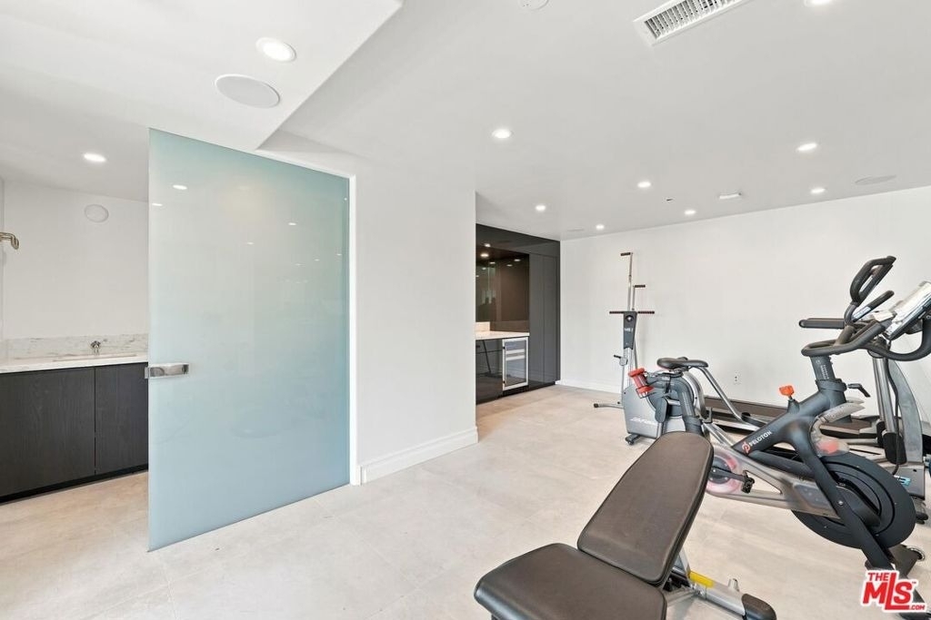 1027 Ravoli Drive - Photo 49