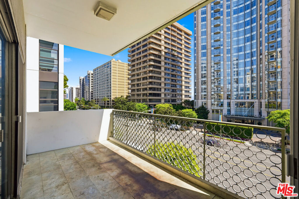 10787 Wilshire Boulevard - Photo 34