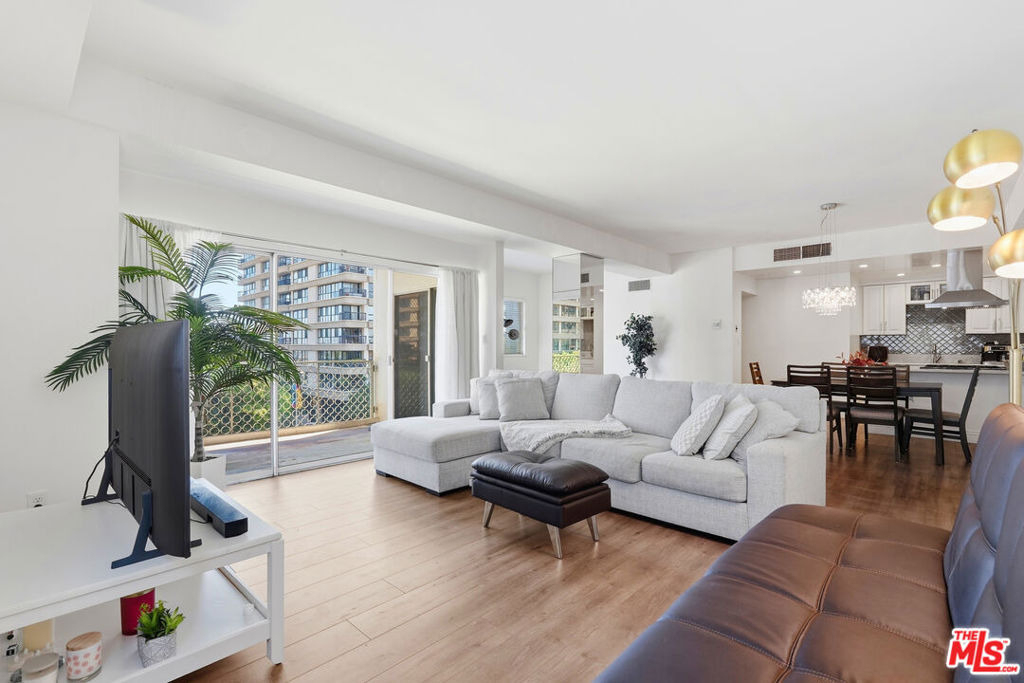 10787 Wilshire Boulevard - Photo 12