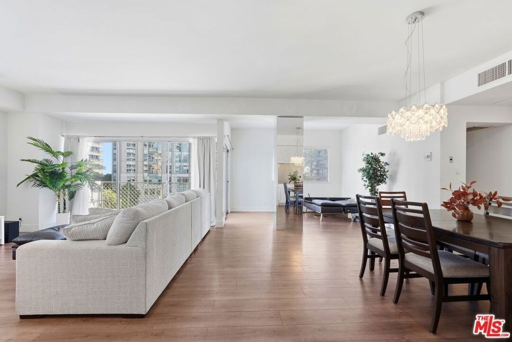 10787 Wilshire Boulevard - Photo 11