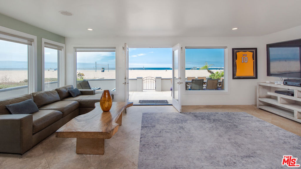 6419 Ocean Front Walk - Photo 3